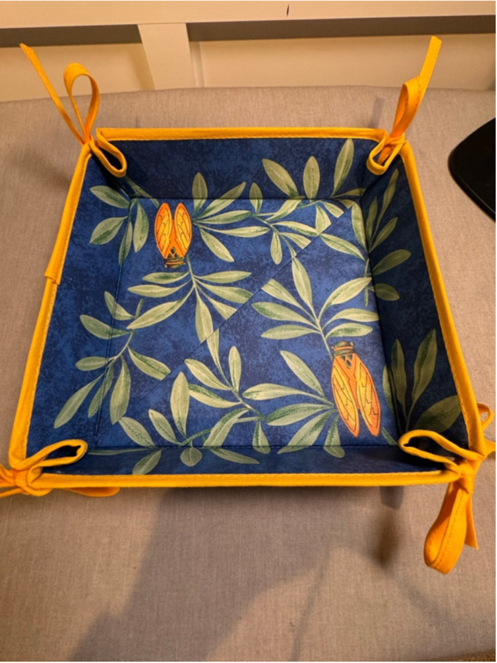 Unbranded Italian Table Bread & Casserole Basket. Blue Yellow Cicada Print